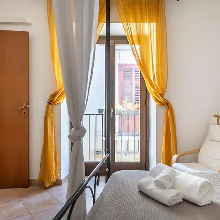 The Cathedral's Hideaway - Casa Giusino