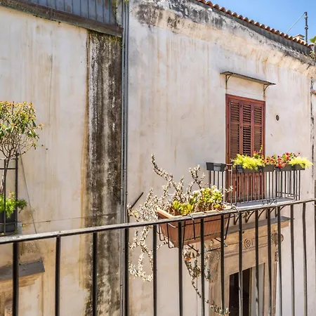 The Cathedral's Hideaway - Casa Giusino *